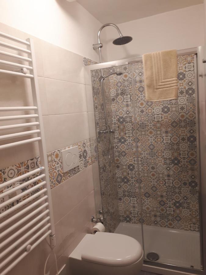 Le Camere Di Sabrina Con Bagno In Camera Sarzana Zewnętrze zdjęcie